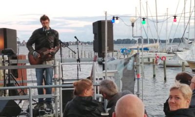 Bogø-Brød-musik-og-tapas-på-havnen-Frederik-Damhus-a-x