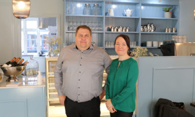 Cafe Luux i Præstø åbner reception Kim Hemmingsen og Susan Ludvigsen