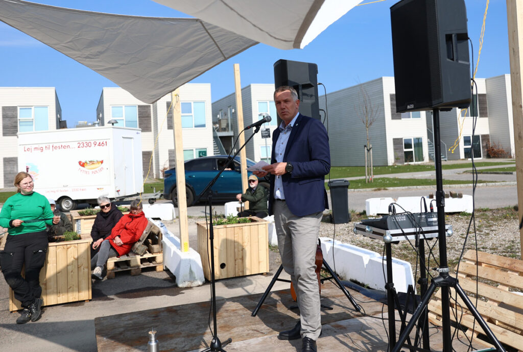 Indvielse af uderummet Kajstuen af Michael Seiding Larsen