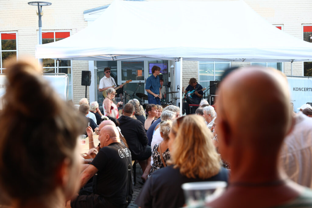 bandet Groovin' musik på Stentorvet Vordingborg